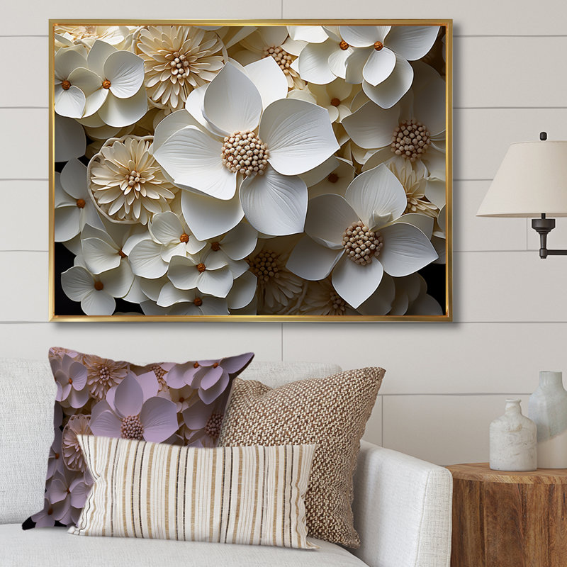 «Soft Neutral Tones Portray Hydrangea Blooms II», reproduction sur toile, Cadre flottant doré, H 34 po x l 44 po x P 1,5 po