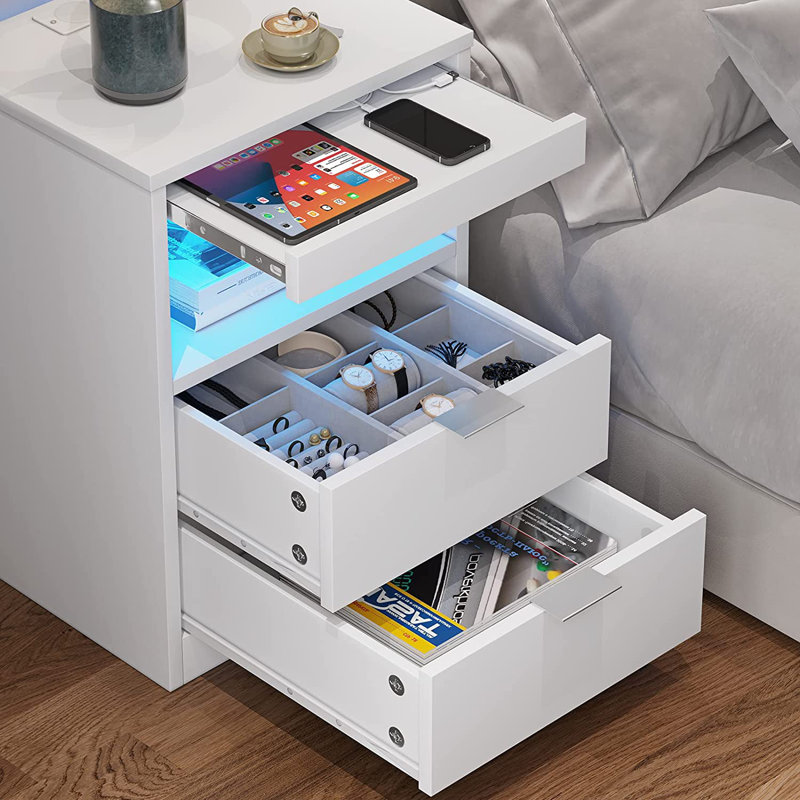 13.9'' W Nightstand, White