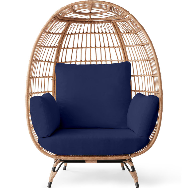 Wicker Outdoor Lounge Chair, Beige, Navy