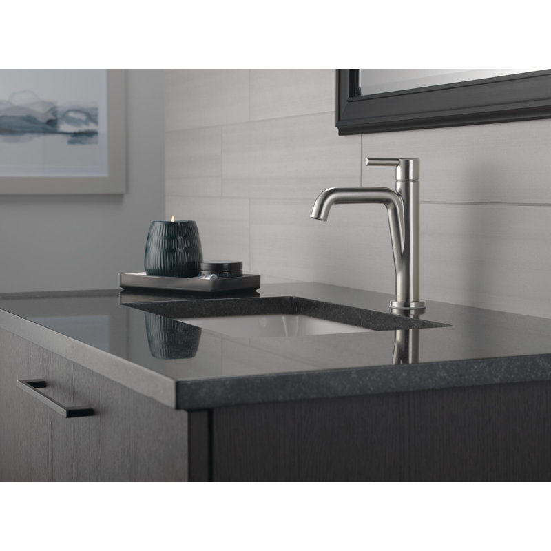 Robinet de salle de bain en nickel brossé Nicoli, robinet de lavabo de salle de bain monotrou pour meuble-lavabo, ensemble de drain à bouton-poussoir, acier inoxydable