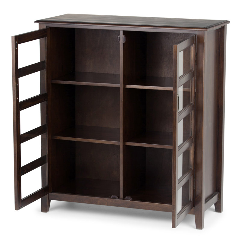 Armoire de rangement moyenne en bois massif avec tablettes réglables Burlington, Brun acajou