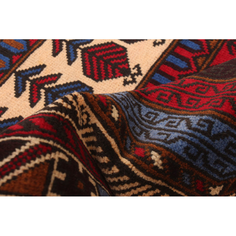 Tapis rouge foncé Crockrell 2 pi 9 po x 4 pi 6 po