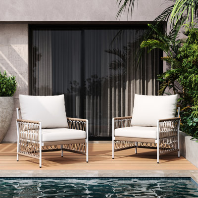 Chaise longue Bohémienne pour l'extérieur avec corde tissée à la main, structure en acier thermolaqué, coussins imperméables pour patio, jardin, bord de piscine. Coussins résistants aux intempéries,. 26,7 po de profondeur, 26,81 de largeur, 26,77 po