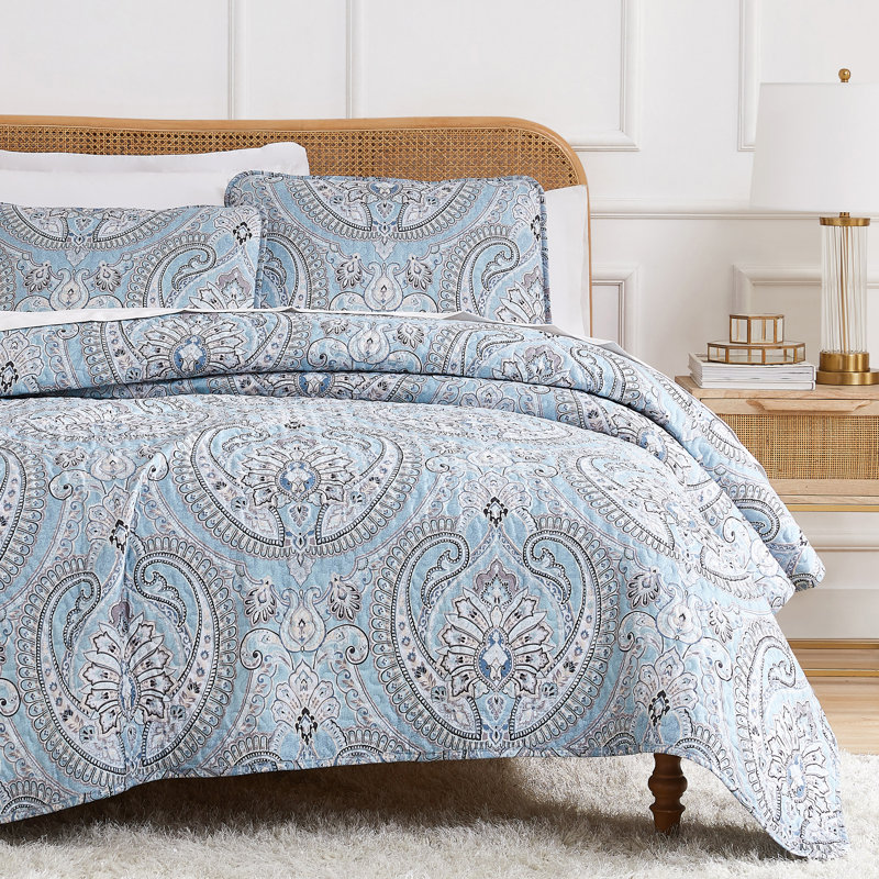 SouthShore Fine Linens Pure Melody Oversized Quilt Set, Embroidered Paisley Double-Brushed Microfiber, Aqua, Full / Queen, 2 Standard Pillow Shams