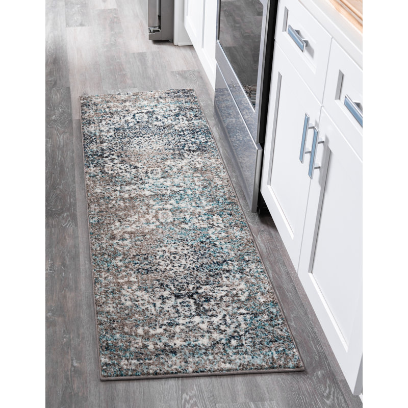 Inesse Oriental Indoor Rug, Runner 2' x 6'1"