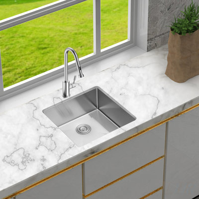 23 Inch Undermount Stainless Steel Kitchen Sink, 16 Gauge, 9 Inch Deep, Single Bowl with Drain Assembly for Easy Installation and Maintenance