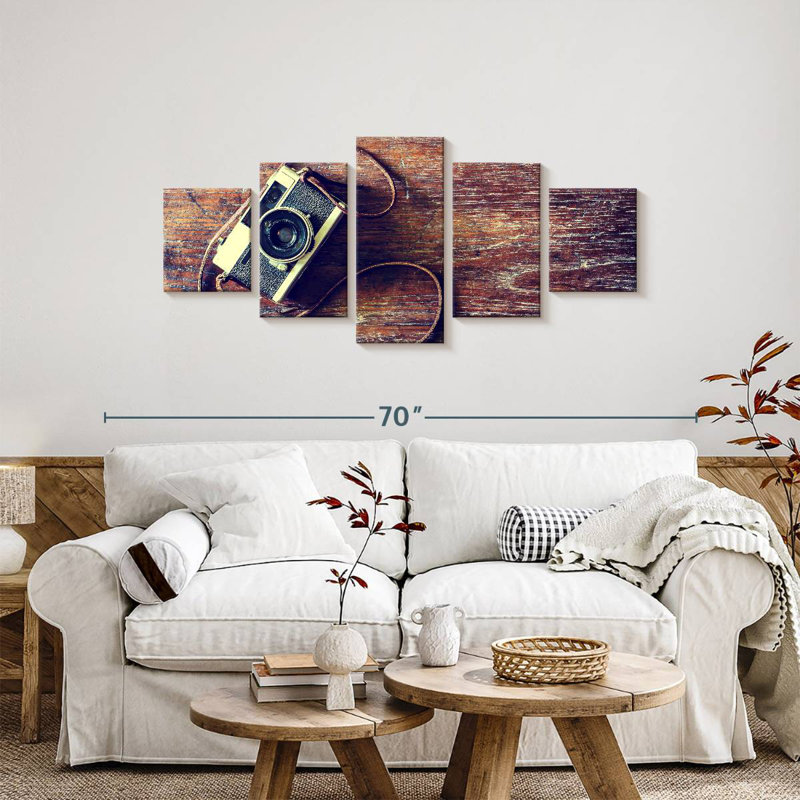 Appareil photo antique, H 24 po x l 55 po