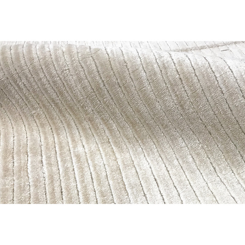Hand-Knotted High-Quality Ivory Area Rug