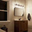 Éclairage de salle de bain à intensité variable 4 lumières Antioch-33669494