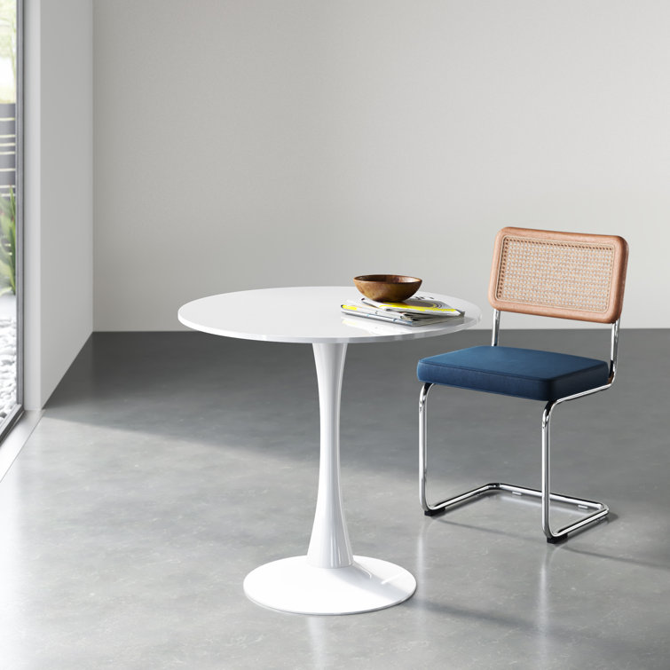 Hypes 31.5'' Pedestal Dining Table