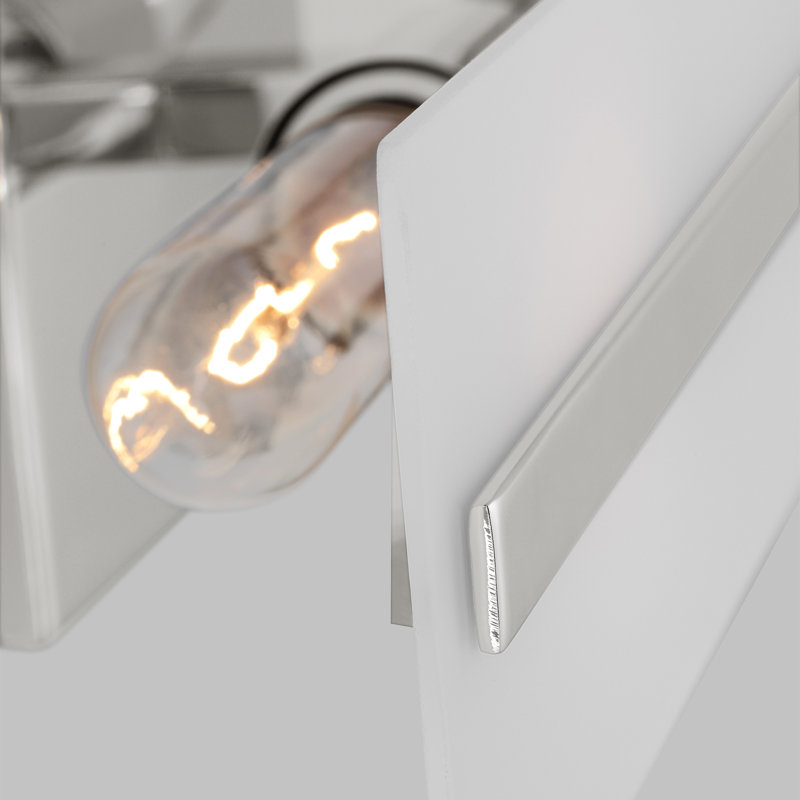Vanity Light, Chrome, 2, 7"H x 24"W x 4.88"D