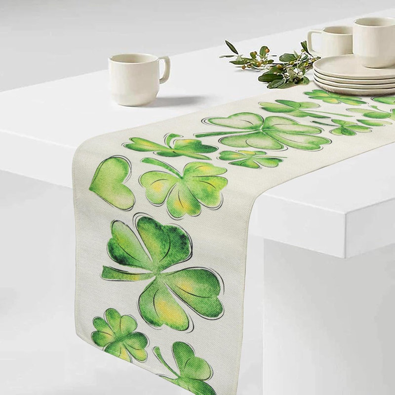St. Patrick’S Day Shamrock Table Runner, Seasonal Spring Holiday Decor For Indoor And Outdoor Dining