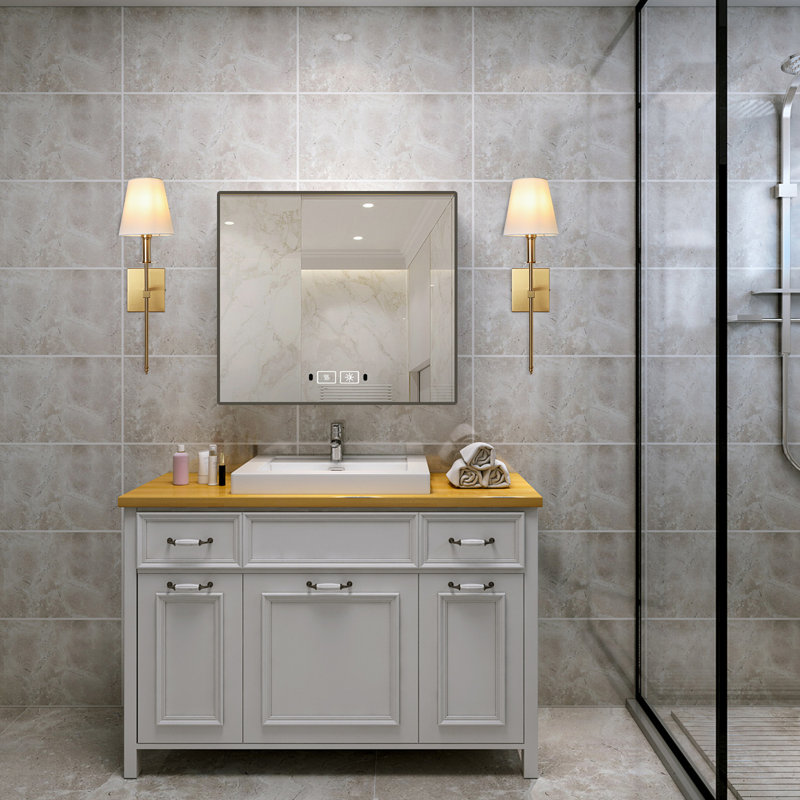 New Britain 1 - Light Dimmable Wallchiere, Gold