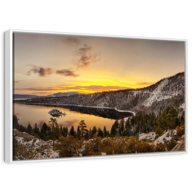 Lever du soleil sur le lac Tahoe, Cadre flottant blanc, 46 po x 31 po