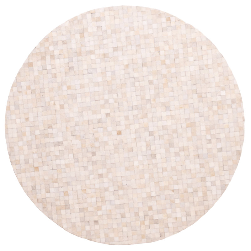 Tapis beige en cuir de vache patchwork 6 pi 6 po x 6 pi 6 po