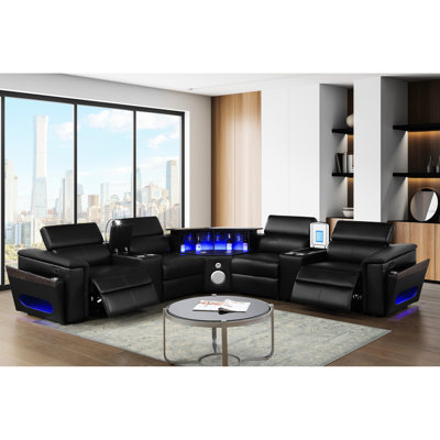 Canapé modulaire en forme de L à quatre places avec 2 sièges électriques, 2 appuie-têtes réglables manuellement, un tapis de recharge sans fil, des ports, un haut-parleur, une barre de levage à DEL et des accoudoirs modernes avec consoles noires