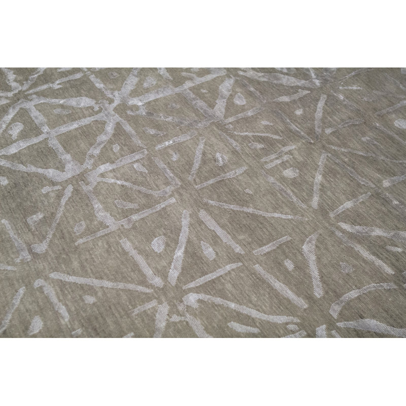 Rayon Geometric Area Rug in Camel/Brown