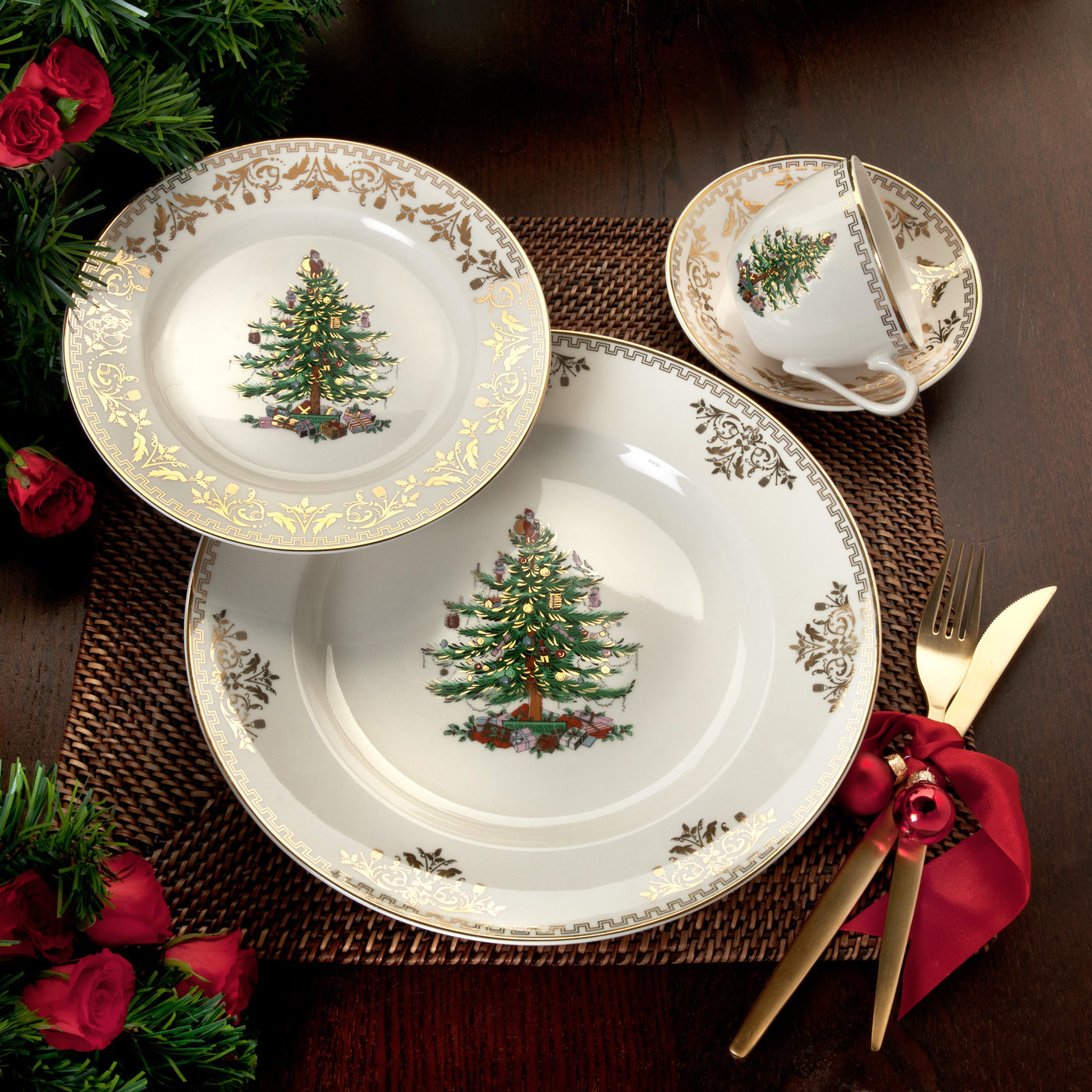 Spode Christmas Tree Gold 4-Pc Place Setting & Reviews | Wayfair