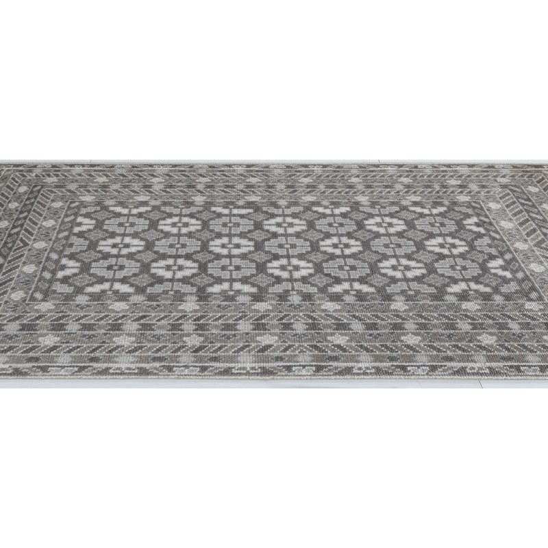 Courtfield Southwestern Area Rug in Fawn/Gray/Ivory, Rectangle 5' x 8'