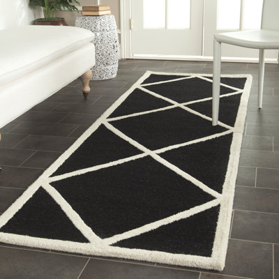 Sanyla Hand-Tufted Wool Black/White Area Rug