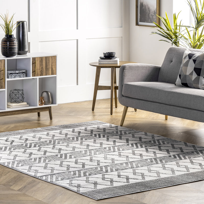 Sagers Moroccan Light Gray Area Rug, Rectangle 5' x 8'