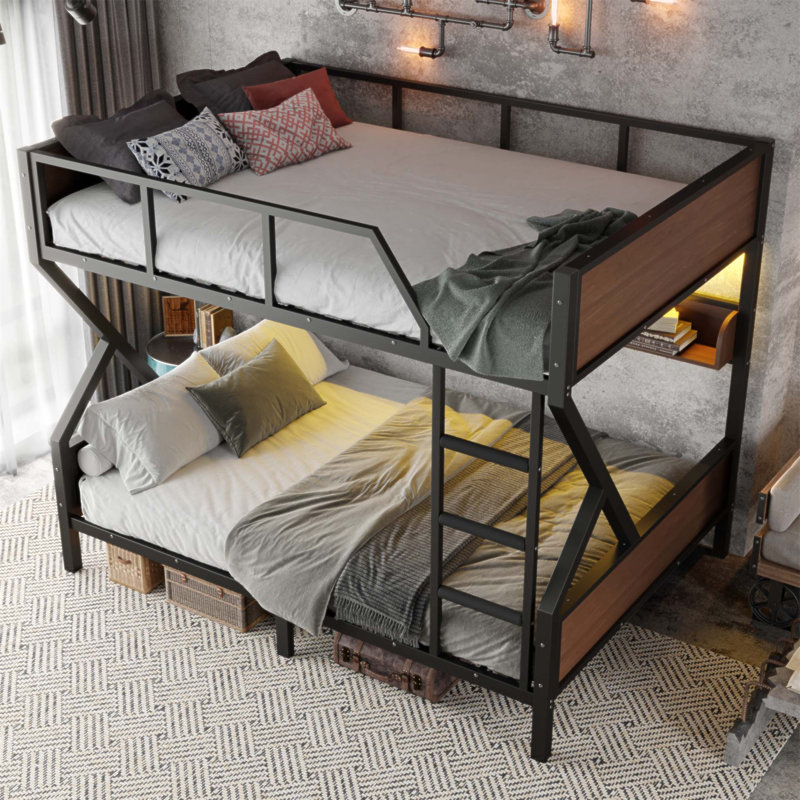 Lit superposé grand en métal avec tablettes de rangement et lumières DEL, conception peu encombrante et silencieuse