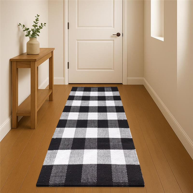 Buffalo Plaid Cliveden | 2' x 6' | Black & White, Black,Grey, White