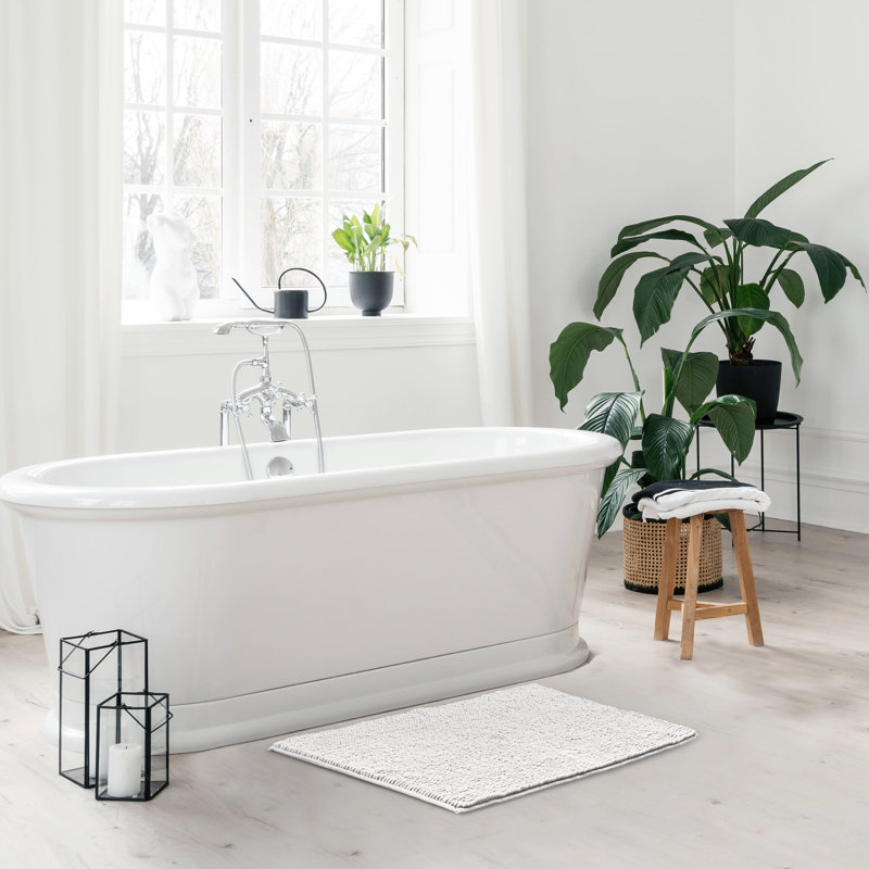 White Super Soft Absorbent Microfiber Bath Rug