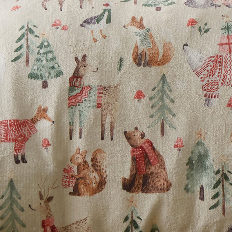 Christmas Woodland Animals Polyester Animal Print Duvet Cover Set with Pillowcases Included