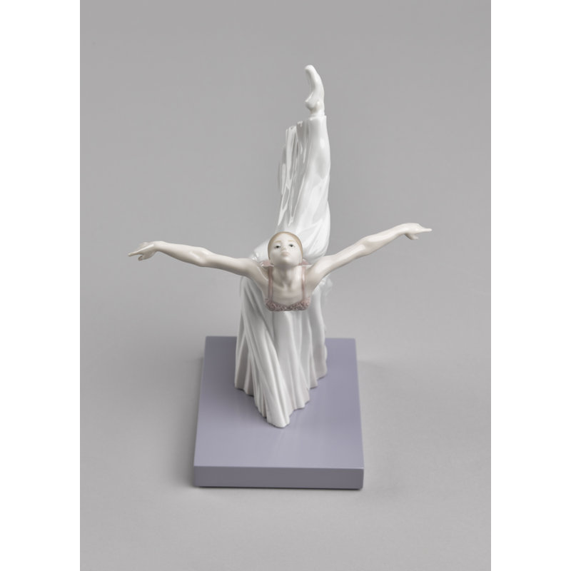 Giselle Arabesque Ballet Figurine