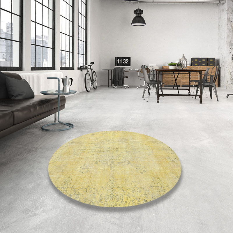 Tapis traditionnel beige / rose clair Ovitt, Rond 4 pi