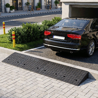 Rampe de seuil résistante en caoutchouc de 7,9 po pour rampe d'accès, allée antidérapante d'une capacité de 4 400 lb pour les voitures, les camions et les garages