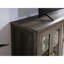 Meuble télé avec foyer 70 po, finition noyer gris, chauffage, éclairage à DEL, 2 armoires avec tablette intérieure réglable et tablette centrale ouverte