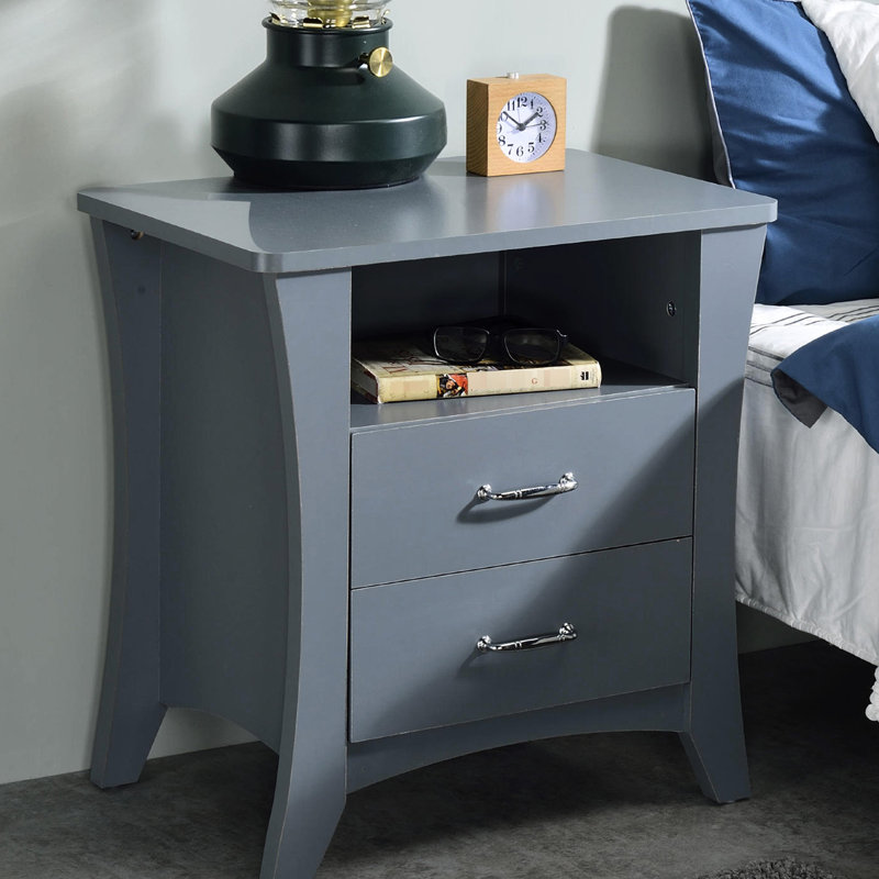 Élégante table de chevet grise pour la chambre à coucher avec 2 tablettes de rangement ouvertes, un compartiment en bois spacieux avec 2 tiroirs