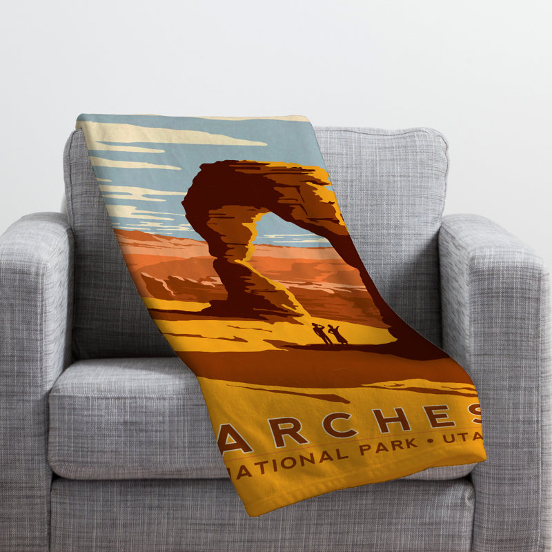 Anderson Design Group Throw Blanket, Large