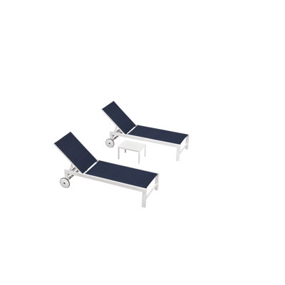  Ensemble de 2 chaises longues avec roulettes, cadre blanc, bleu marine | Pieds droits adaptés aux personnes âgées, tissu textilène à séchage rapide, table d'appoint pratique, 5 positions réglables, aluminium antirouille