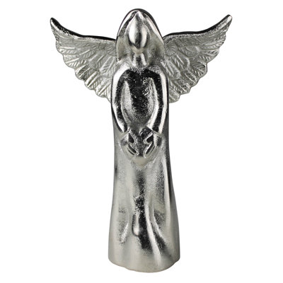 Angel holding Heart