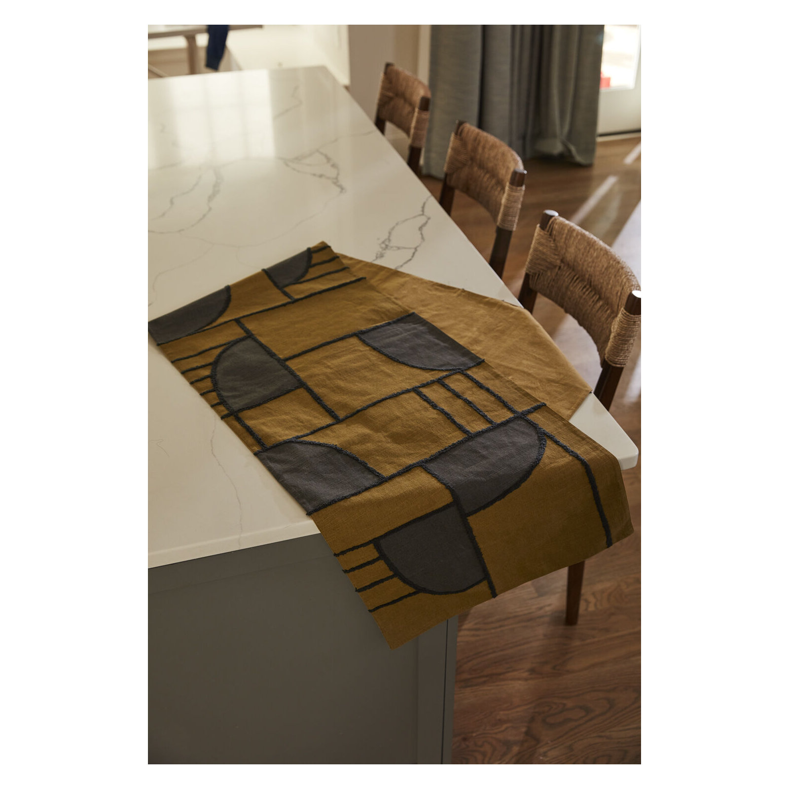 Moulin Table Runner 72"x 18"