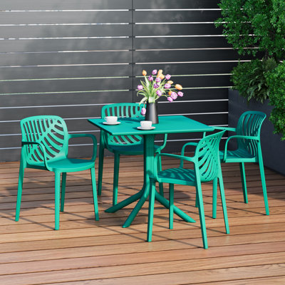 Ensemble repas carré pour 4 personnes