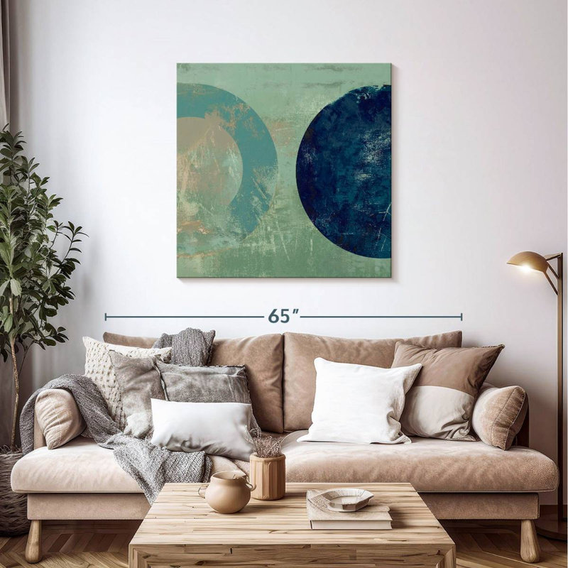 Avery Odeon, 39" H x 39" W