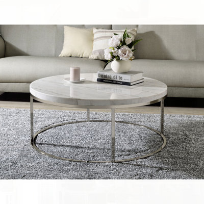 Table basse en marbre avec design esthétique haut de gamme fonctionnel