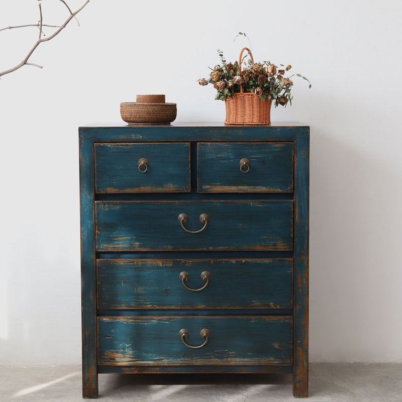 Armoire de rangement rétro patinée