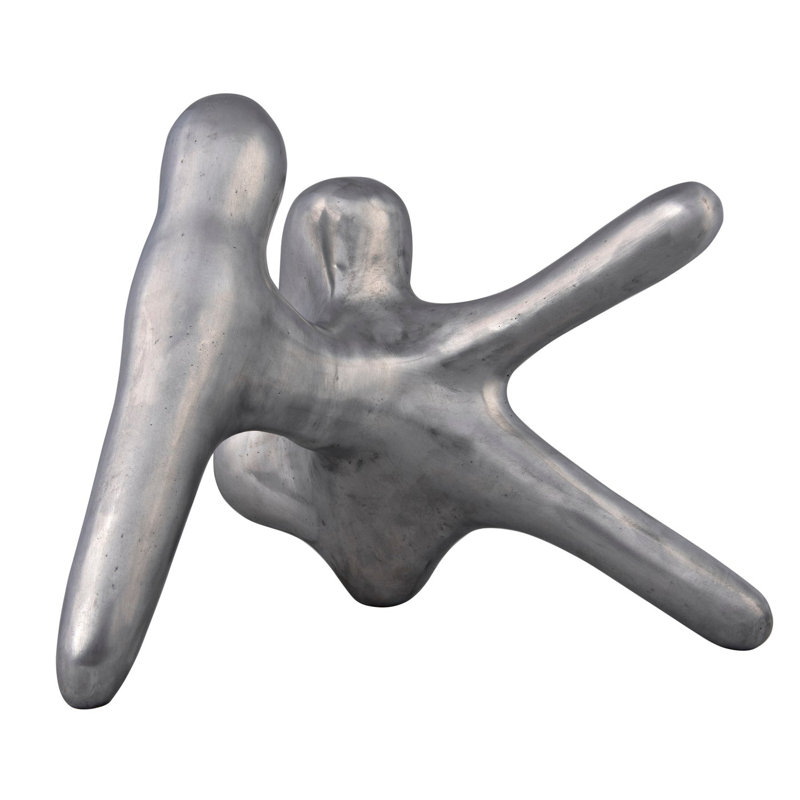 Wiggins Sculpture