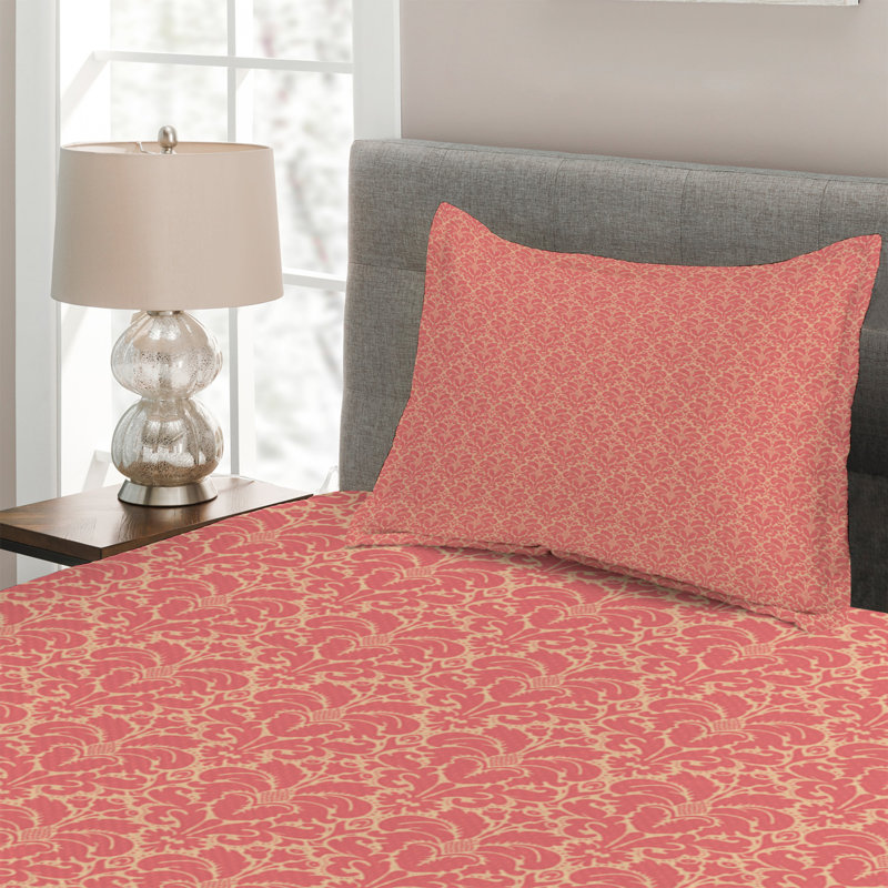 Monochrome Traditional Floral Coverlet, Twin Bedspread + 1 Sham