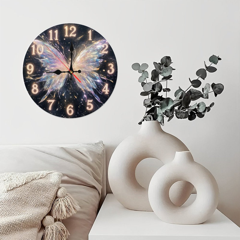 Horloge avec papillon irisé
