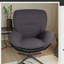 Chaise d'appoint pivotante à 360 °, méridienne moderne en chenille avec base en similicuir et métal noir-763703327