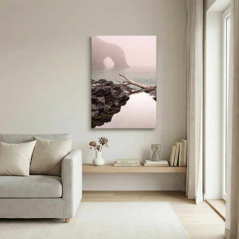 Art mural sur toile Misty Coastal Arch and Driftwood on Rocks, H 36 po x l 24 po