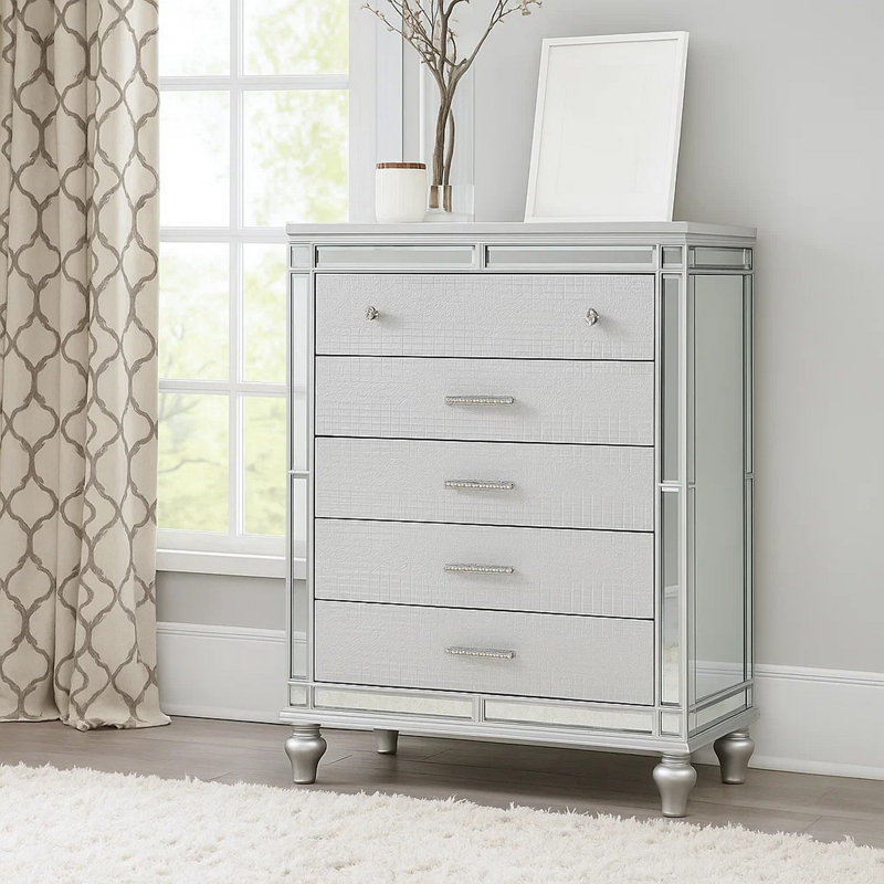 Commode haute Bailey, garniture de miroir et 5 tiroirs, bois argenté