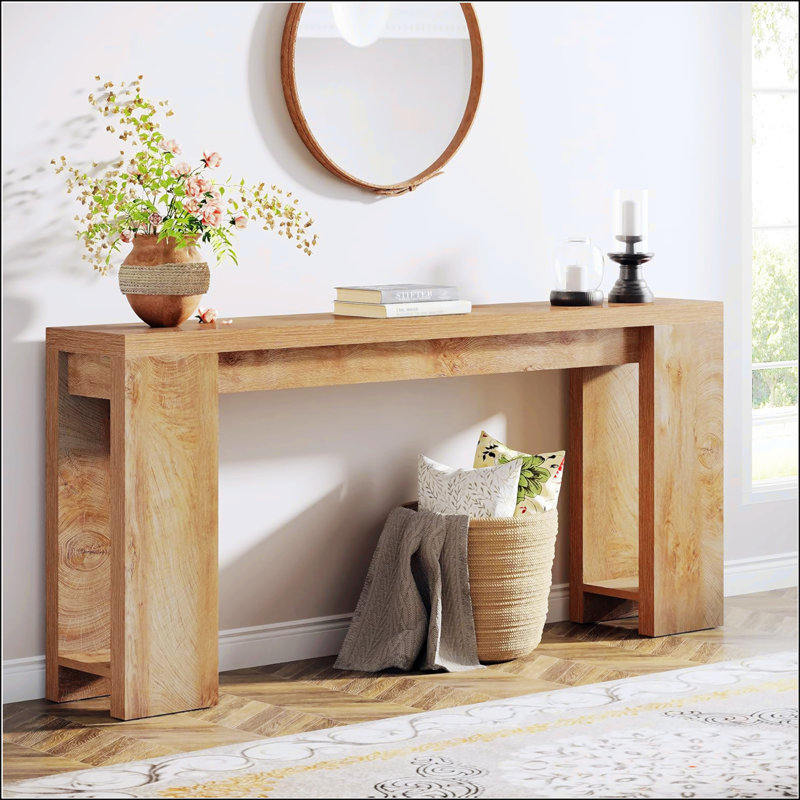 Très longue console de style campagnard, un canapé d'entrée polyvalent et étroit pour le salon, le couloir ou le vestibule