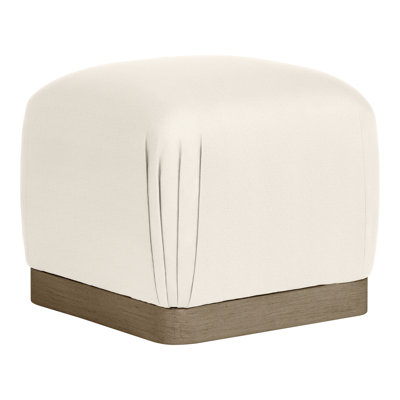 Nola Ottoman
